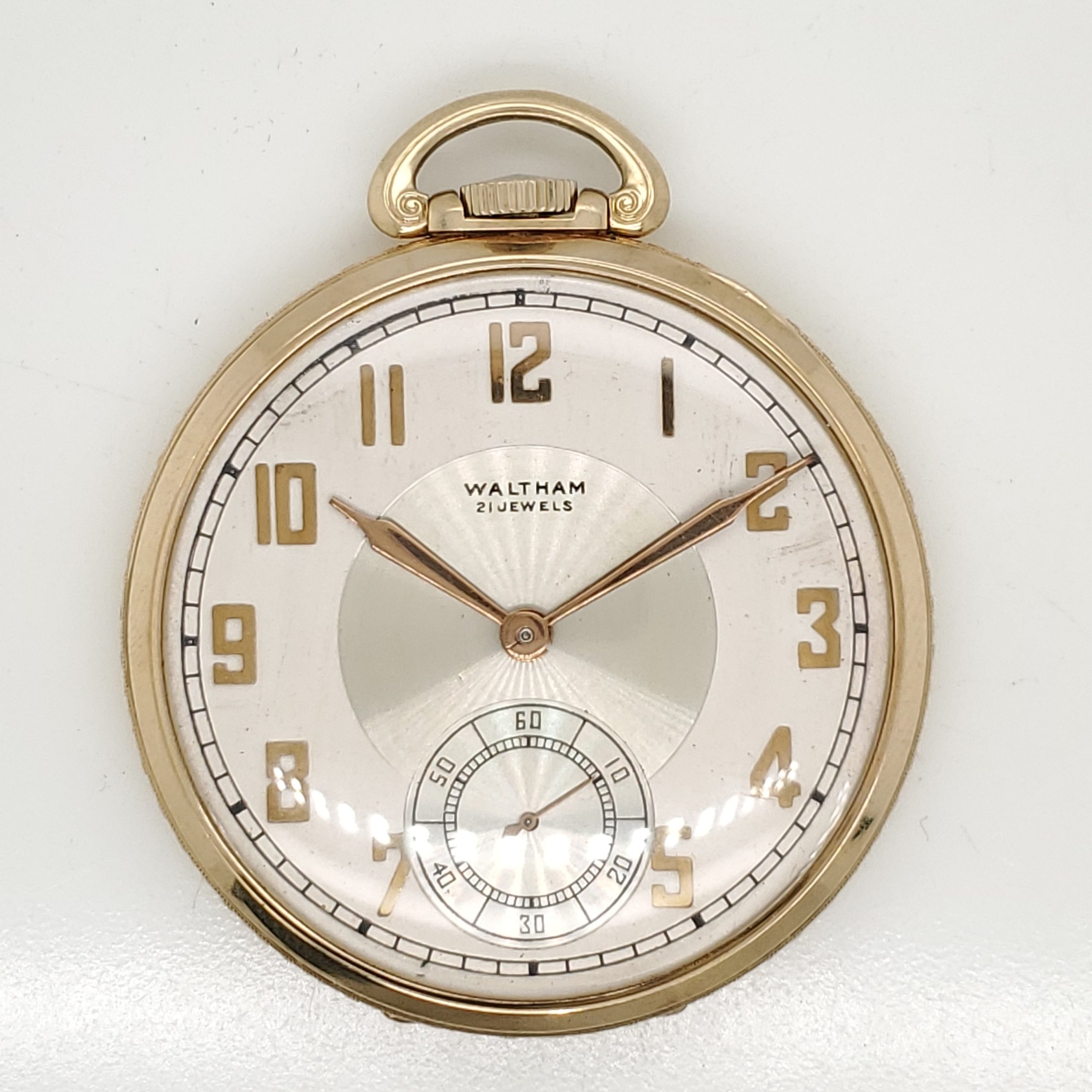 506-00607.jpg 1939 14Kt Yellow Gold 16 Size Waltham Pocket Watch - Image 1